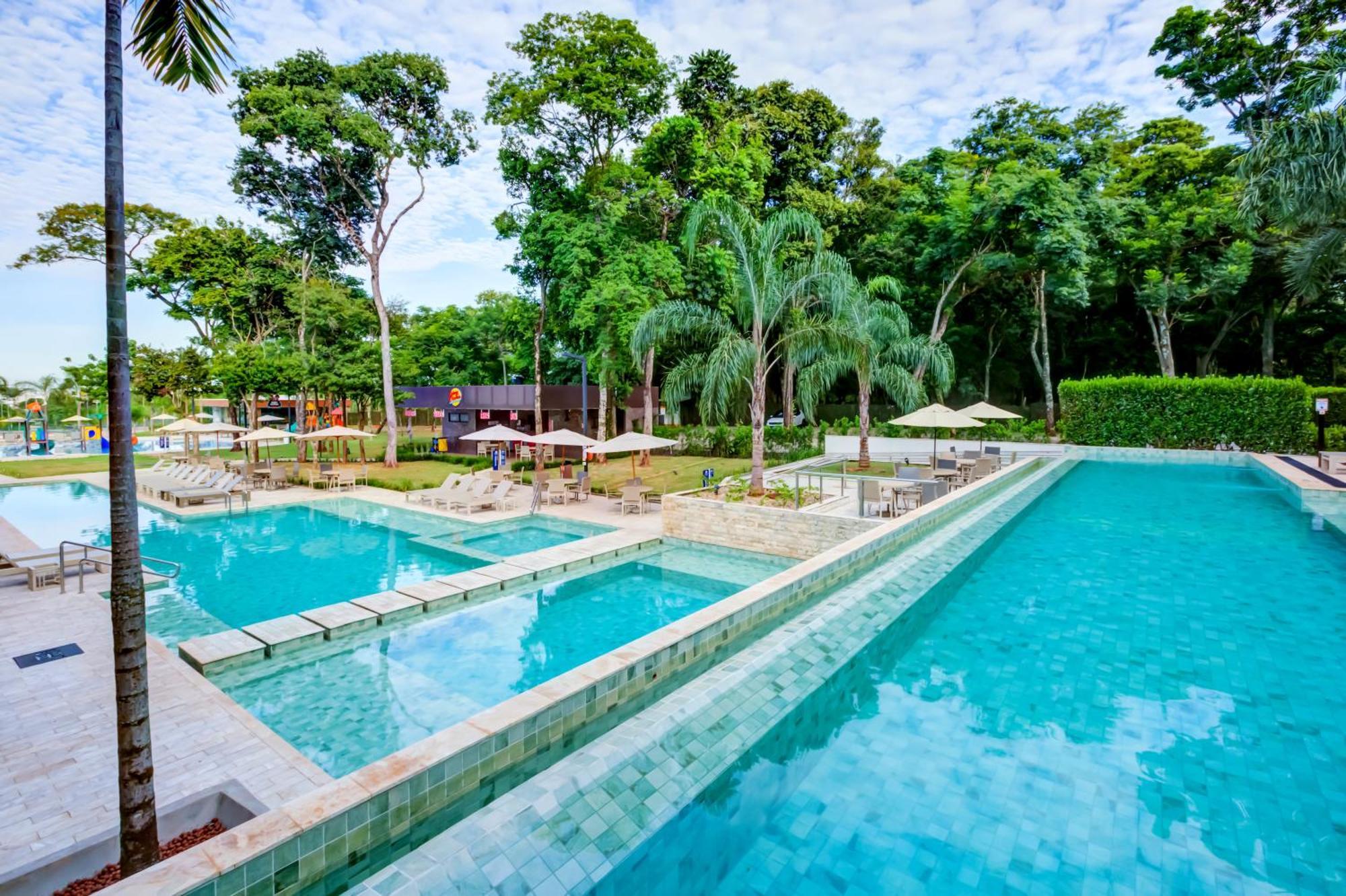 Doubletree By Hilton - Resort - Foz Do Iguacu Ngoại thất bức ảnh The swimming pool at the resort