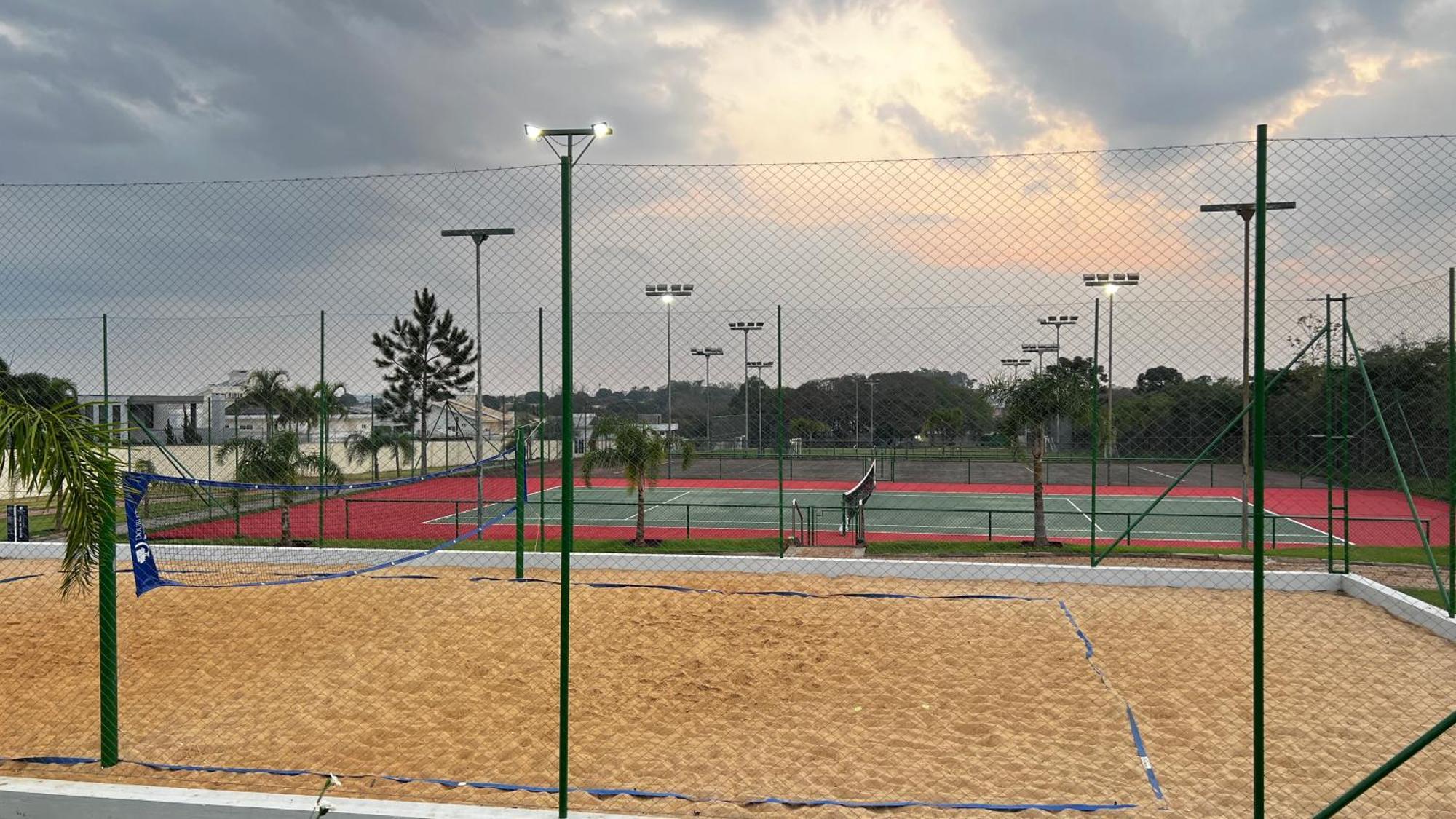Doubletree By Hilton - Resort - Foz Do Iguacu Ngoại thất bức ảnh Tennis courts at the park